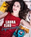 Laura Elko dans Enfin vieille - 